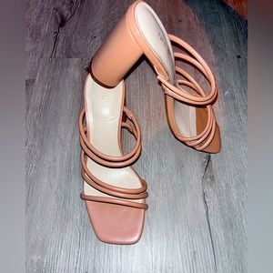 Nine West open , medium high heal sandal cream color